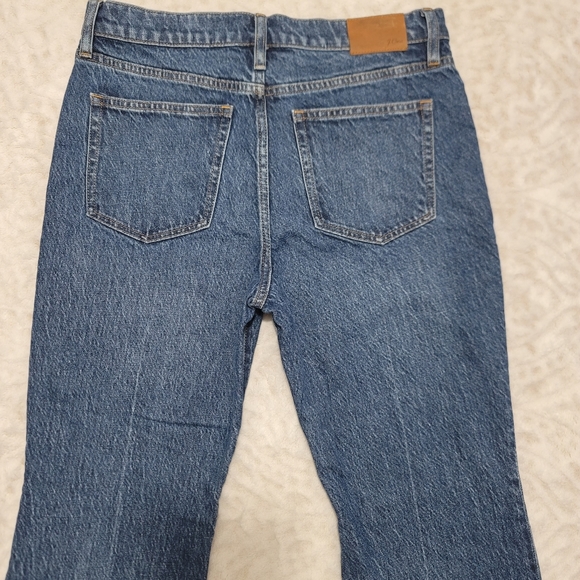 J. Crew Women's Full Length Demi-Boot Raw Hem Size 29 Kamari Wash Jeans - Picture 5 of 15